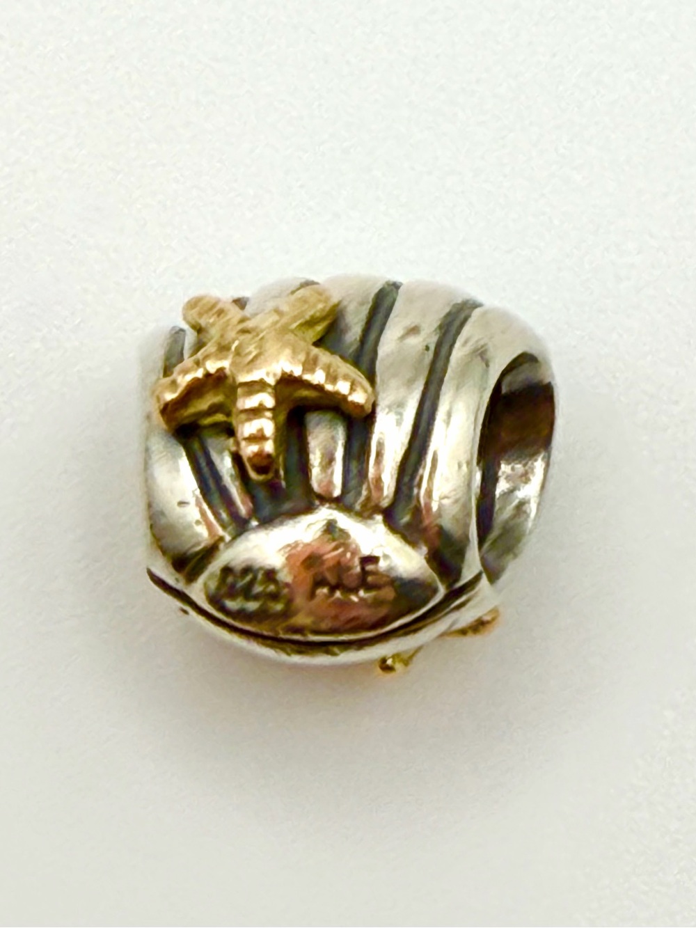 Pandora Sterling Silver & 14k Gold Clam Shell & Sea Star Charm- 790249 (RETIRED)